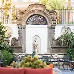 Hotel Piazza Bellini & 3*