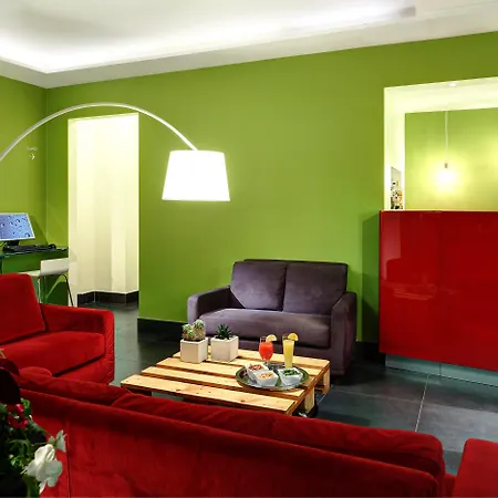 فندق Piazza Bellini & 3*