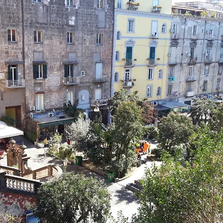 Ξενοδοχείο Piazza Bellini & Νάπολη