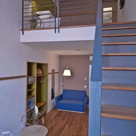 Piazza Bellini & Napoli