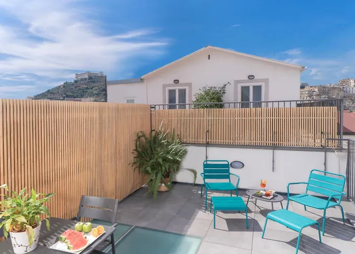 Piazza Bellini&apartments Napoli