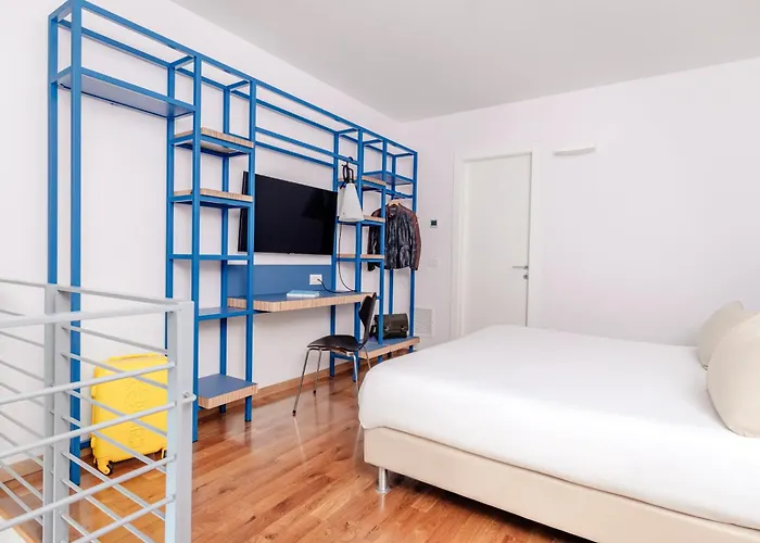 Piazza Bellini&apartments