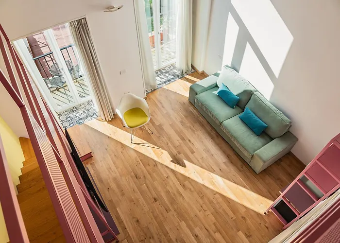 Piazza Bellini&apartments Hotel