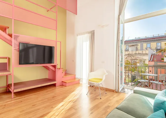 Piazza Bellini&apartments