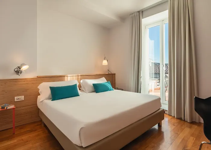 Hotel Piazza Bellini & Neapol